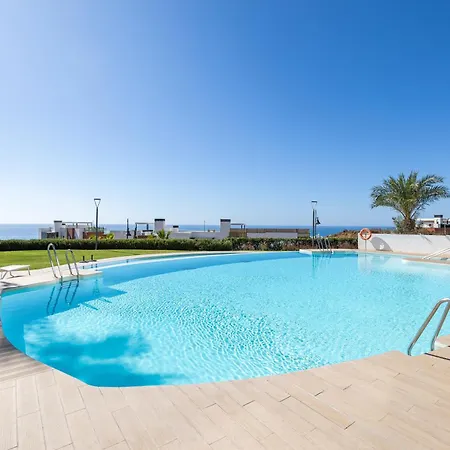 Apartment Sea Breeze *
