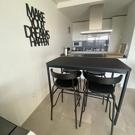 Sea Breeze Apartment